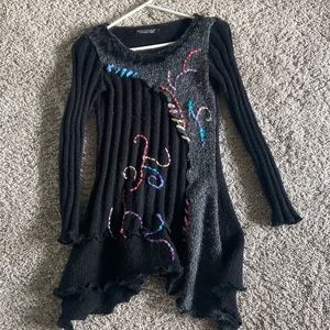 Forla Paris sweater. Size small.